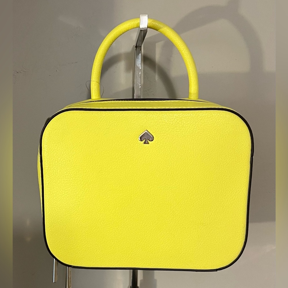NWT Kate Spade Lemon Yellow 2 way purse!
